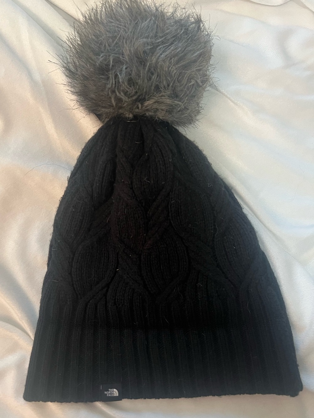 The North Face Women’s Black Cable Knit Pom Beanie One Size